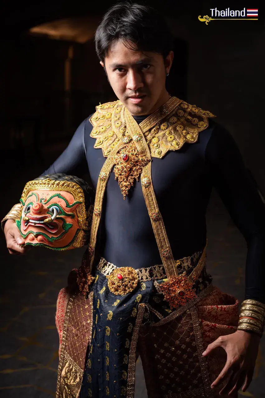 THAILAND 🇹🇭 | The Applied Khon Performance