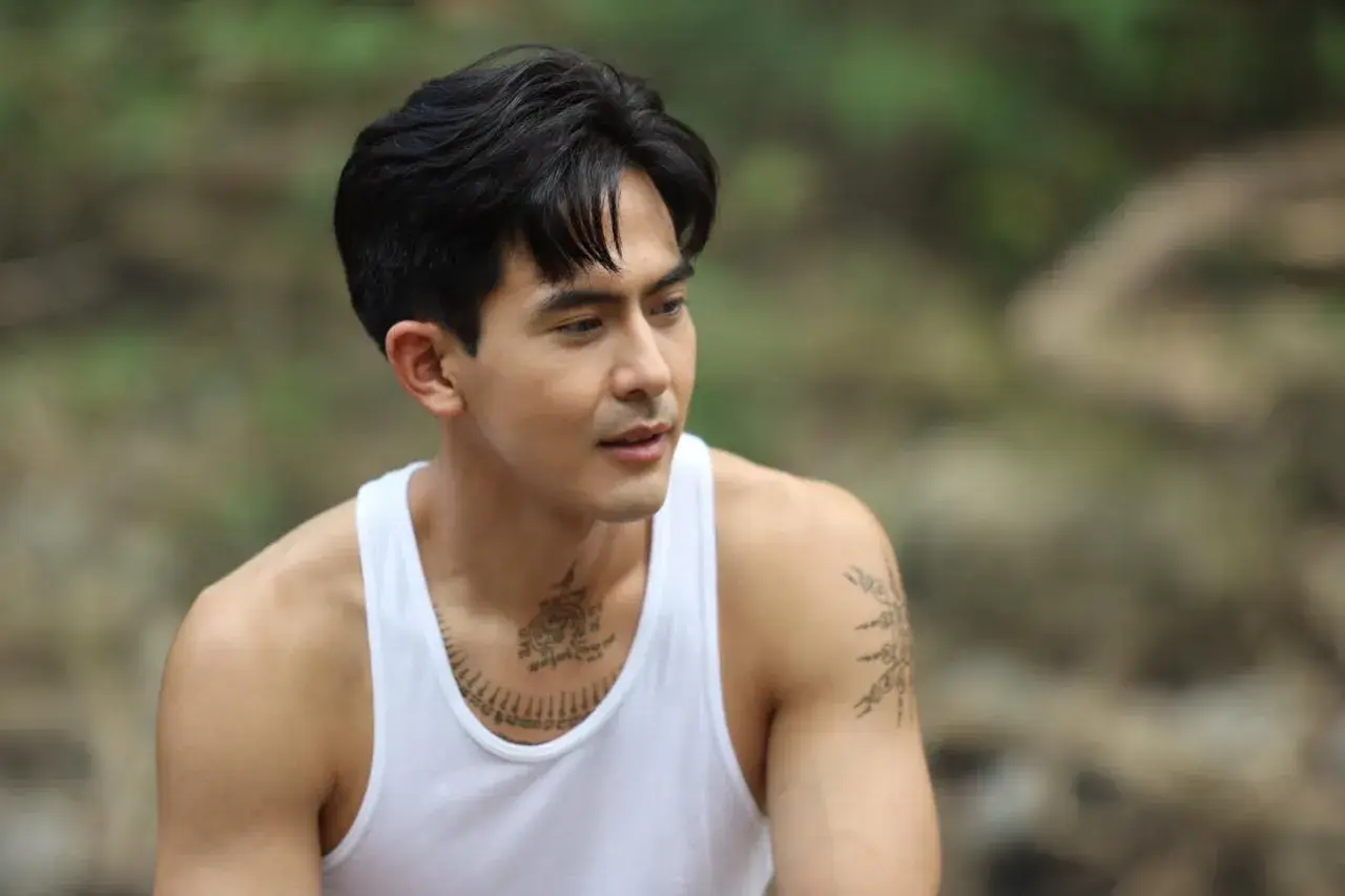 หล่อเข้มอยากโดนจัง