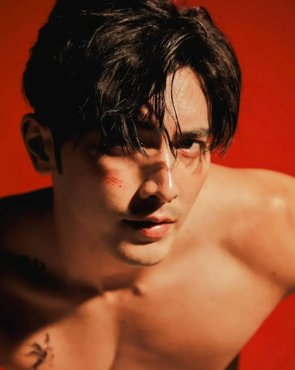 หล่อเข้มอยากโดนจัง