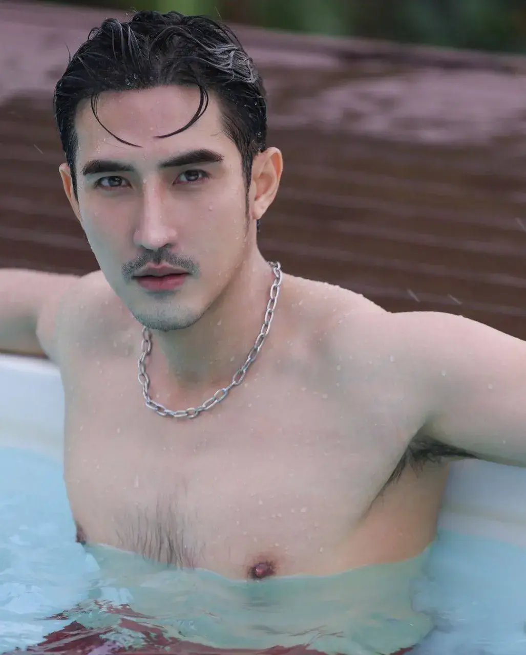 หล่อเข้มอยากโดนจัง