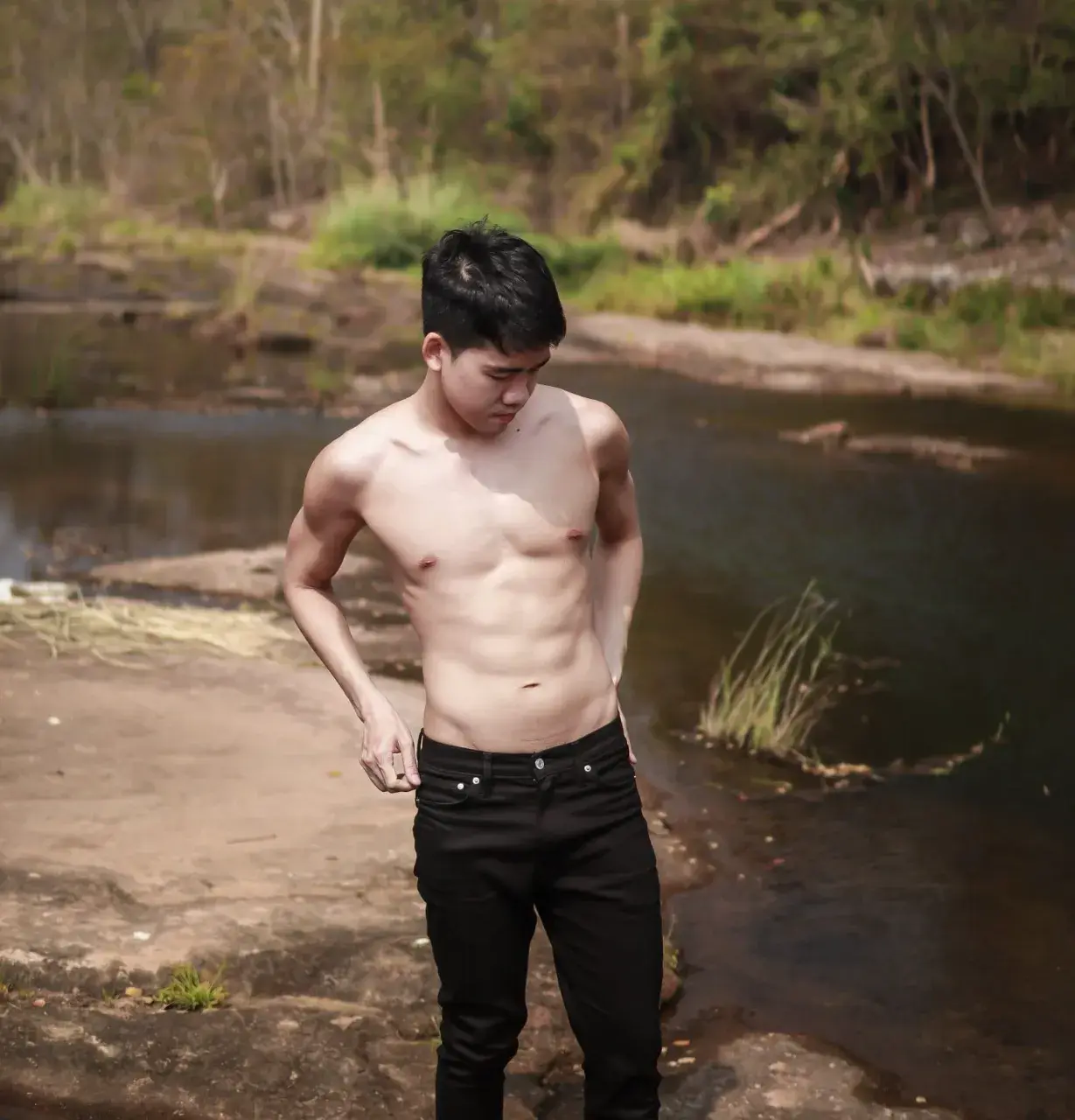 ถอดโชว์เรือนร่าง 2884