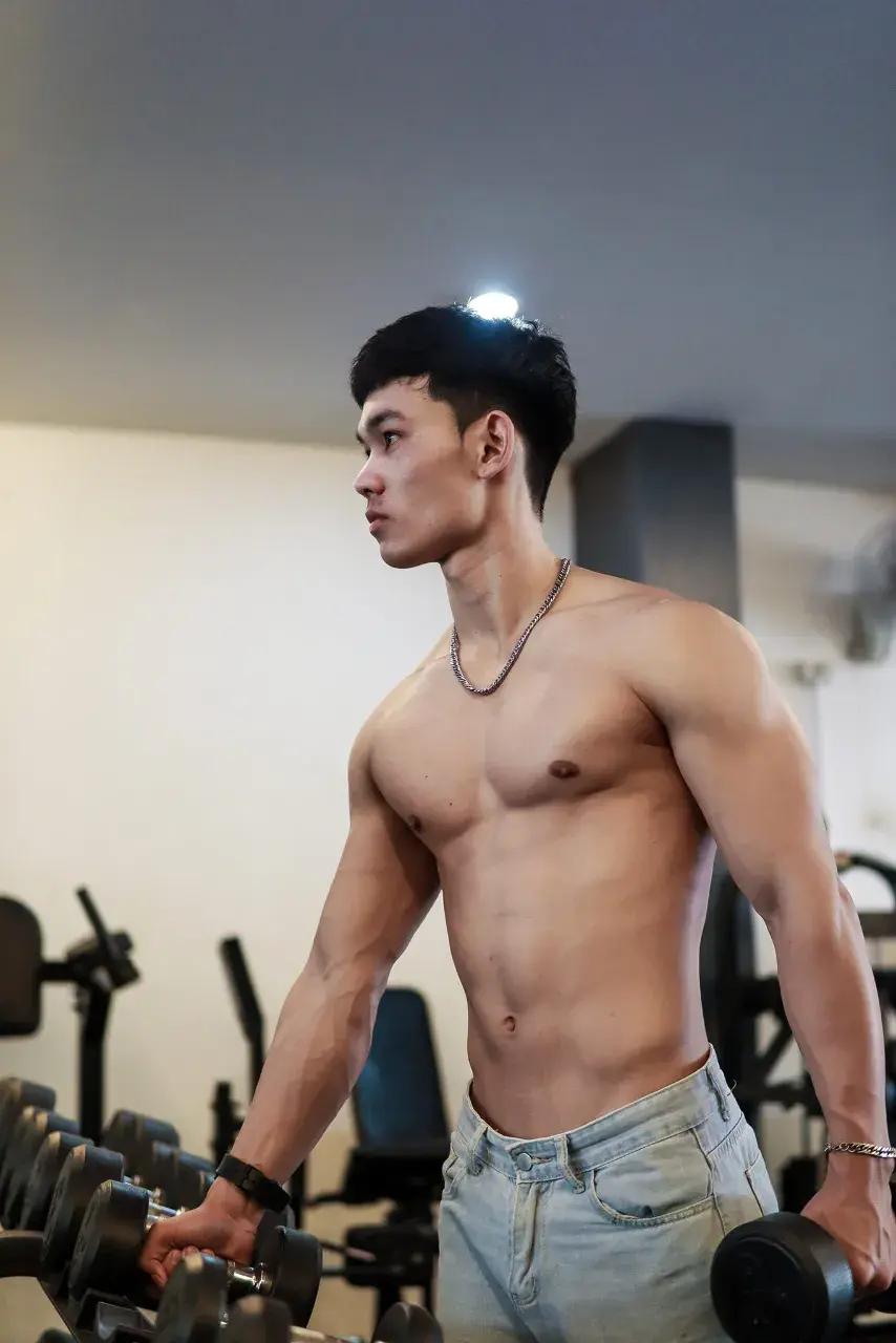 ถอดโชว์เรือนร่าง 2884