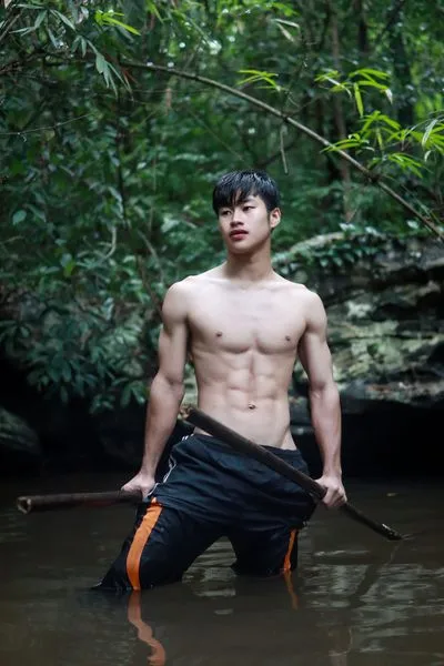 ถอดโชว์เรือนร่าง 2885