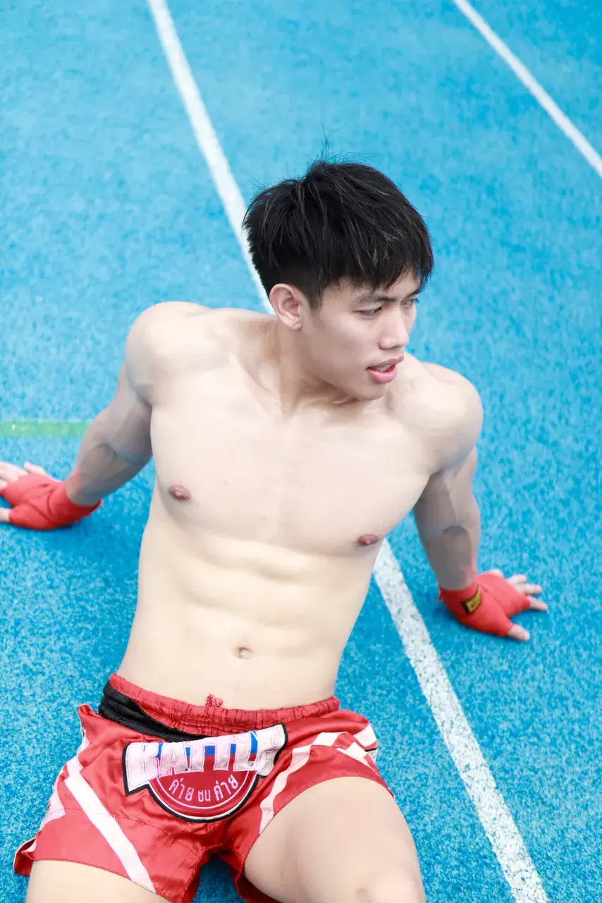 ถอดโชว์เรือนร่าง 2885