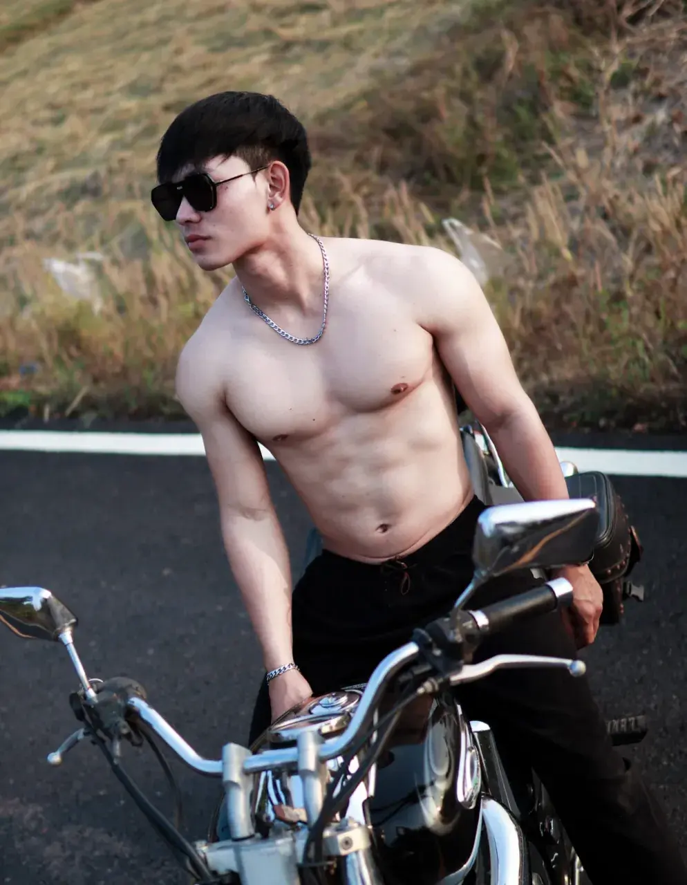ถอดโชว์เรือนร่าง 2886