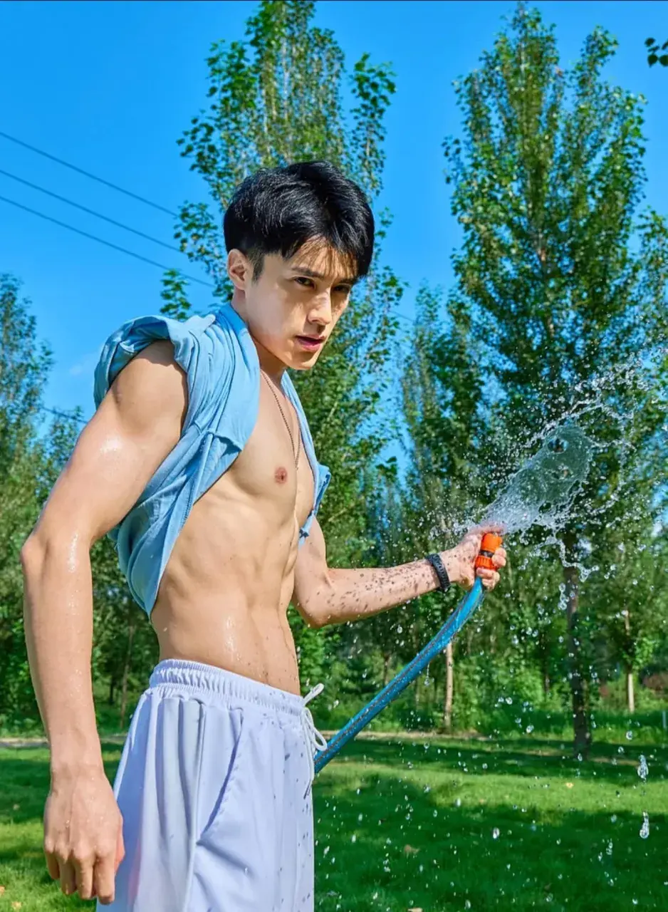 ถอดโชว์เรือนร่าง 2887