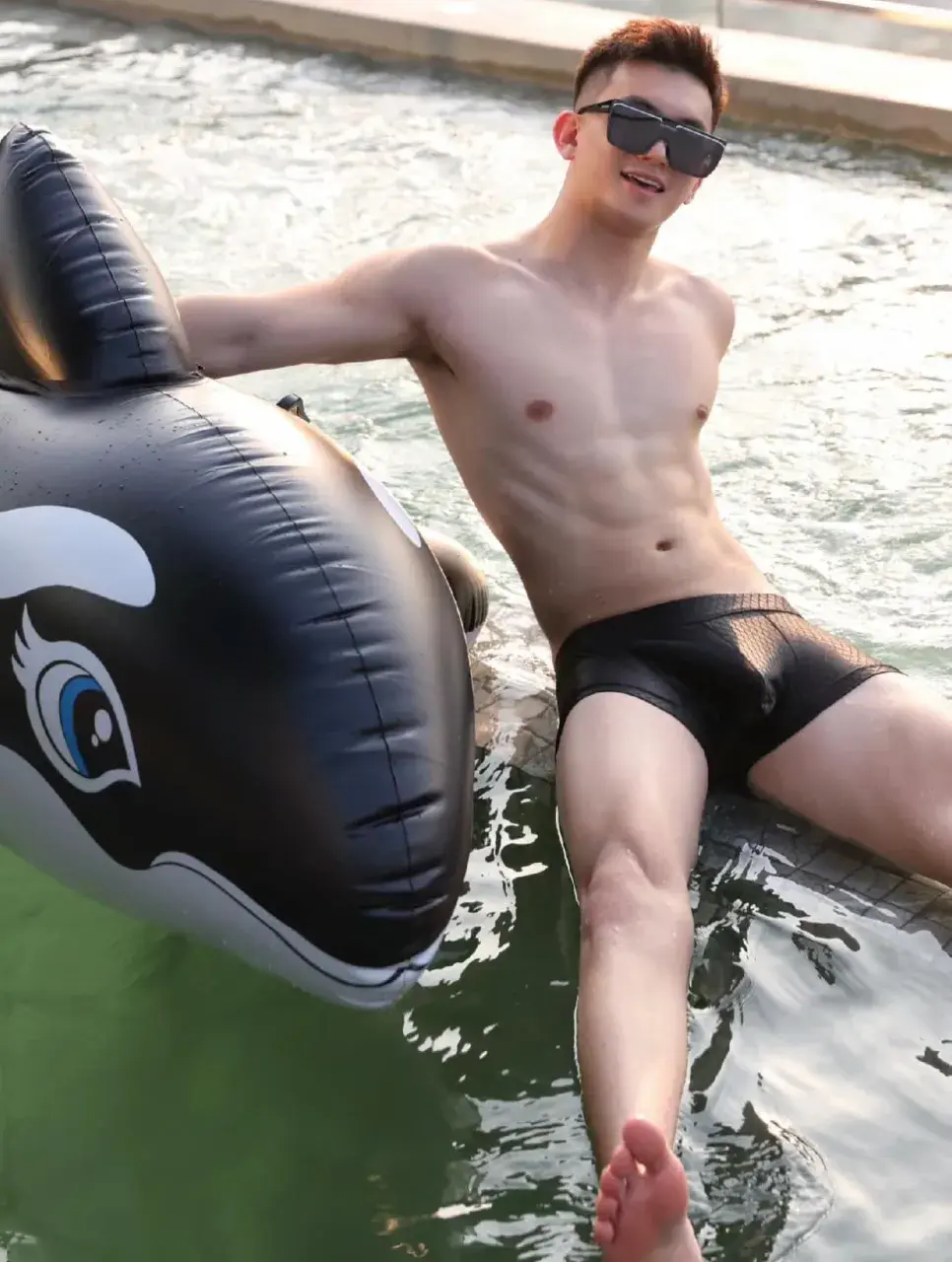 ถอดโชว์เรือนร่าง 2888