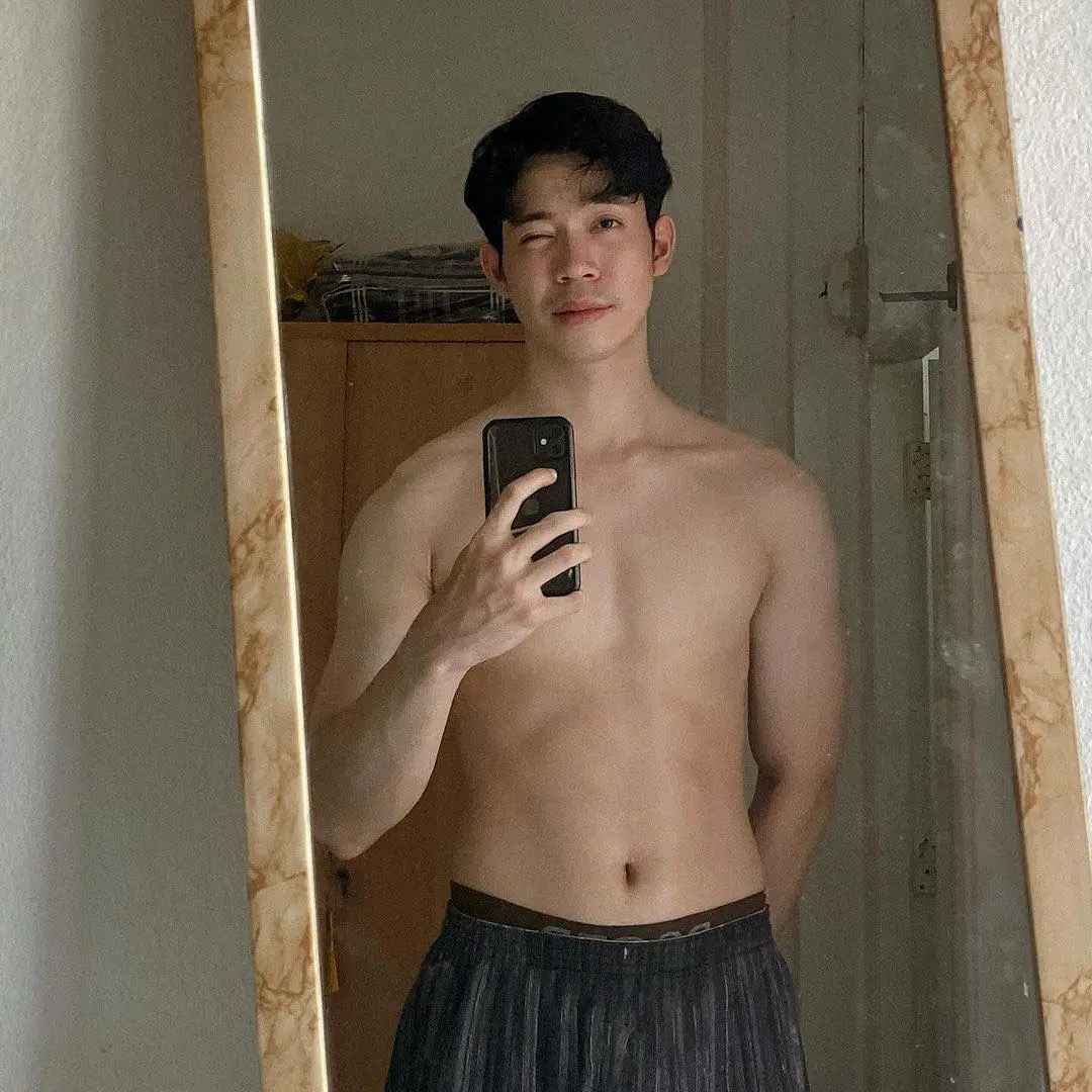 ถอดโชว์เรือนร่าง 2889