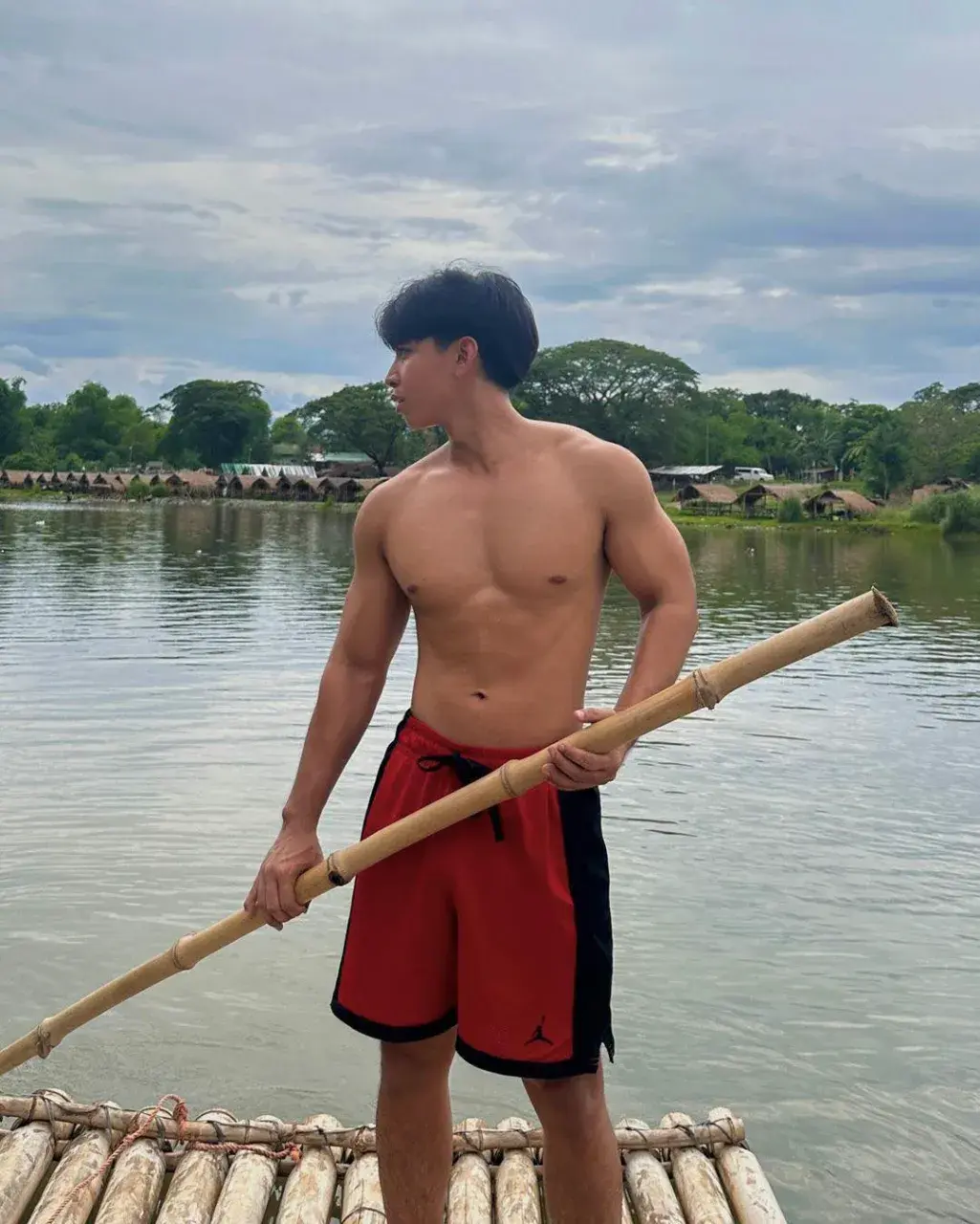 ถอดโชว์เรือนร่าง 2889