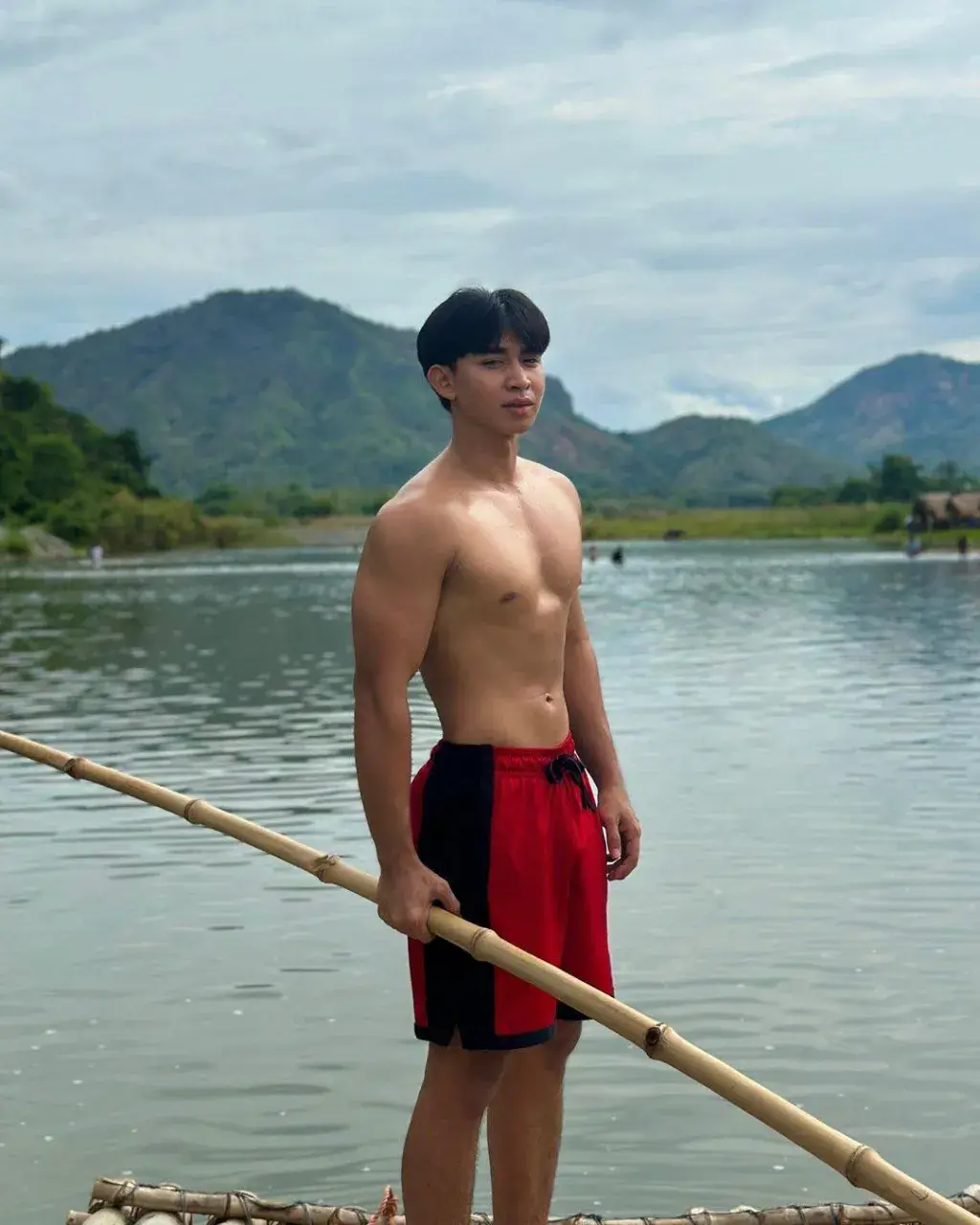 ถอดโชว์เรือนร่าง 2889
