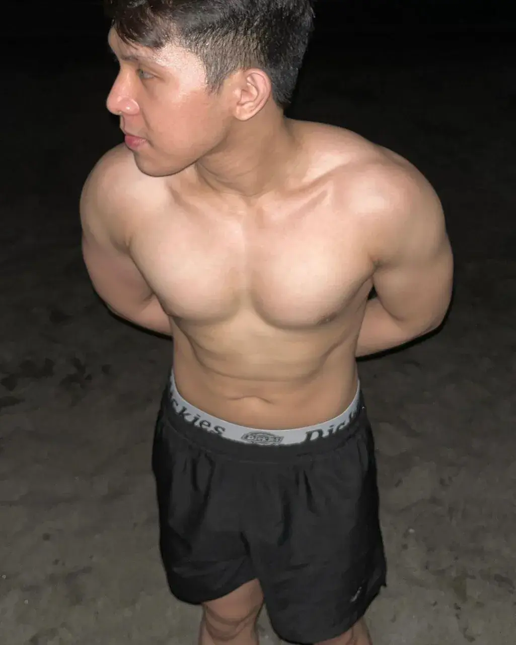ถอดโชว์เรือนร่าง 2890