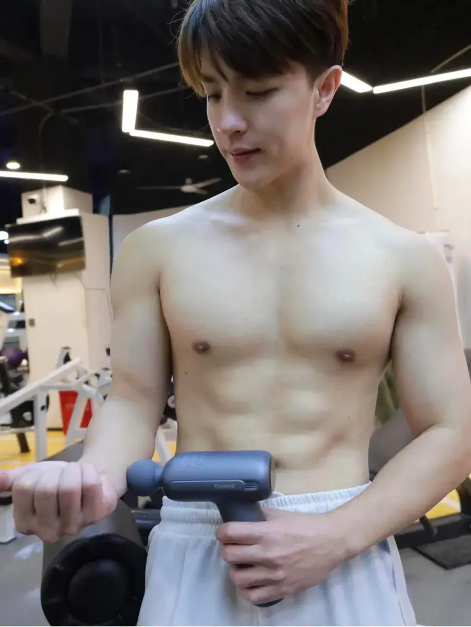 male body 240