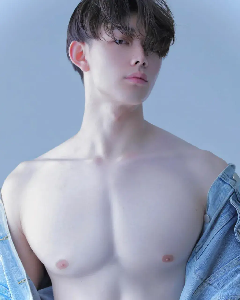 male body 240