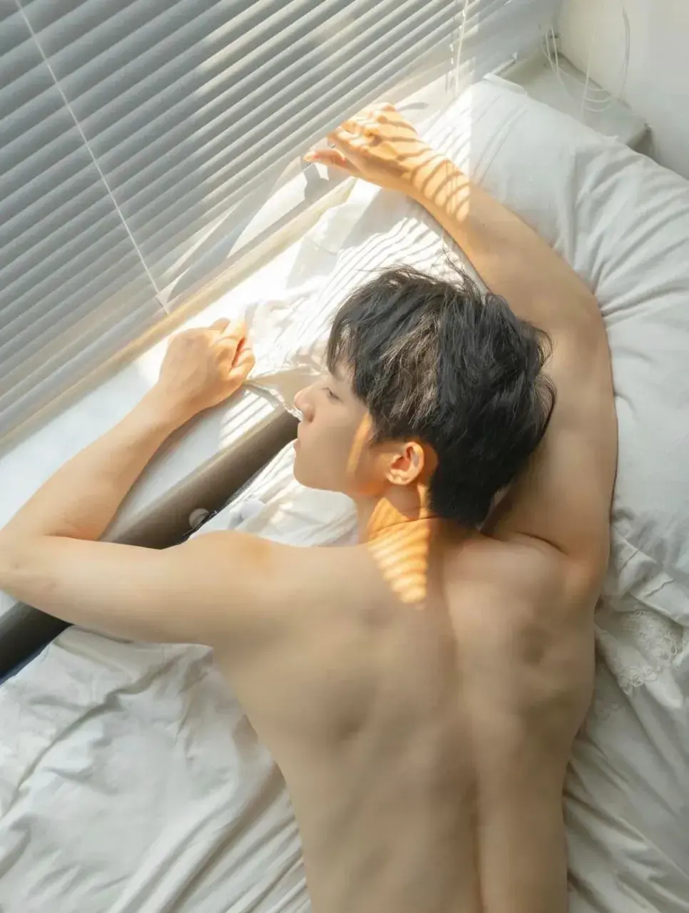 male body 240