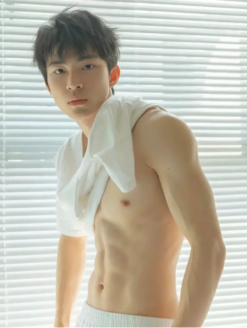 male body 240