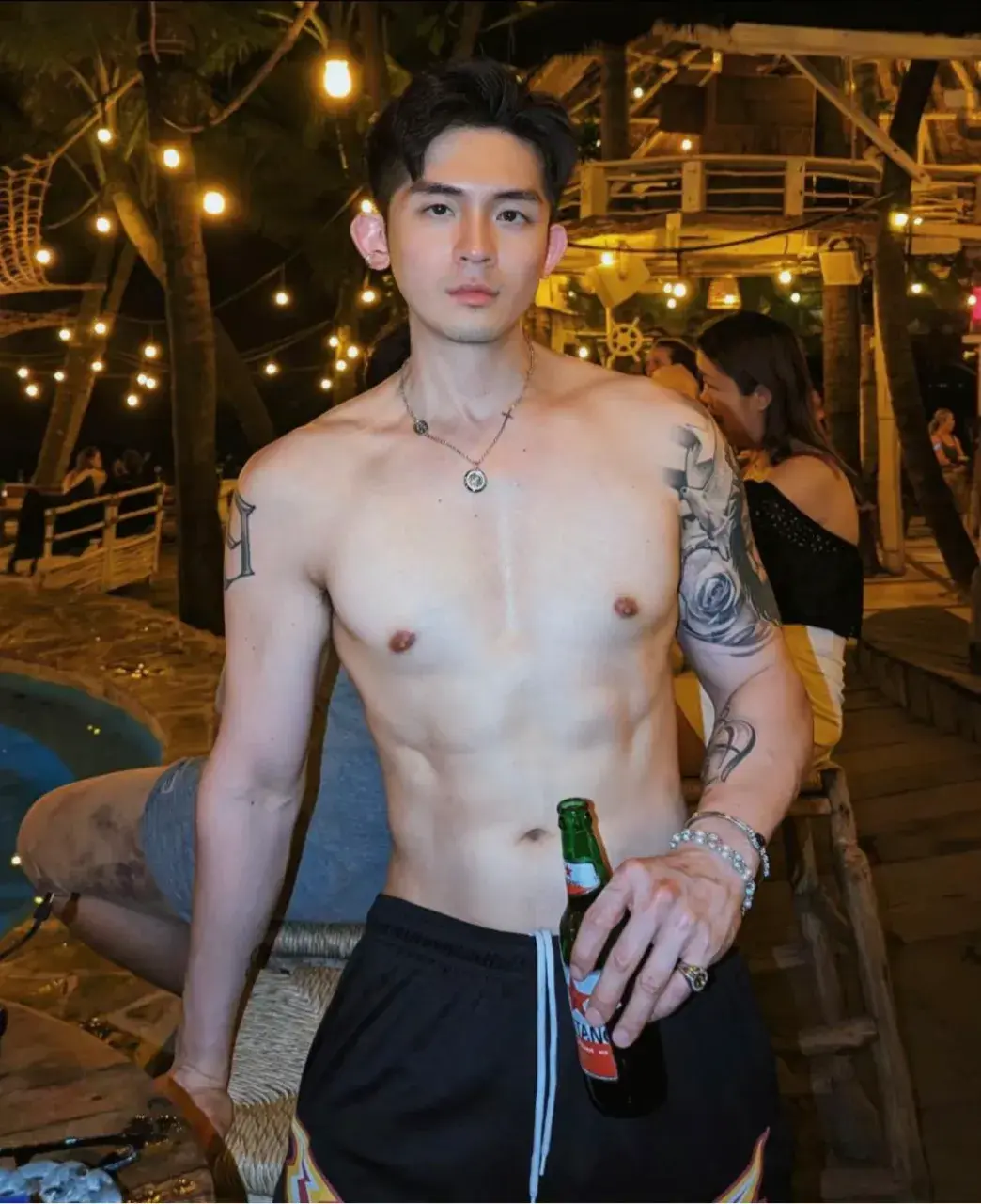 male body 240