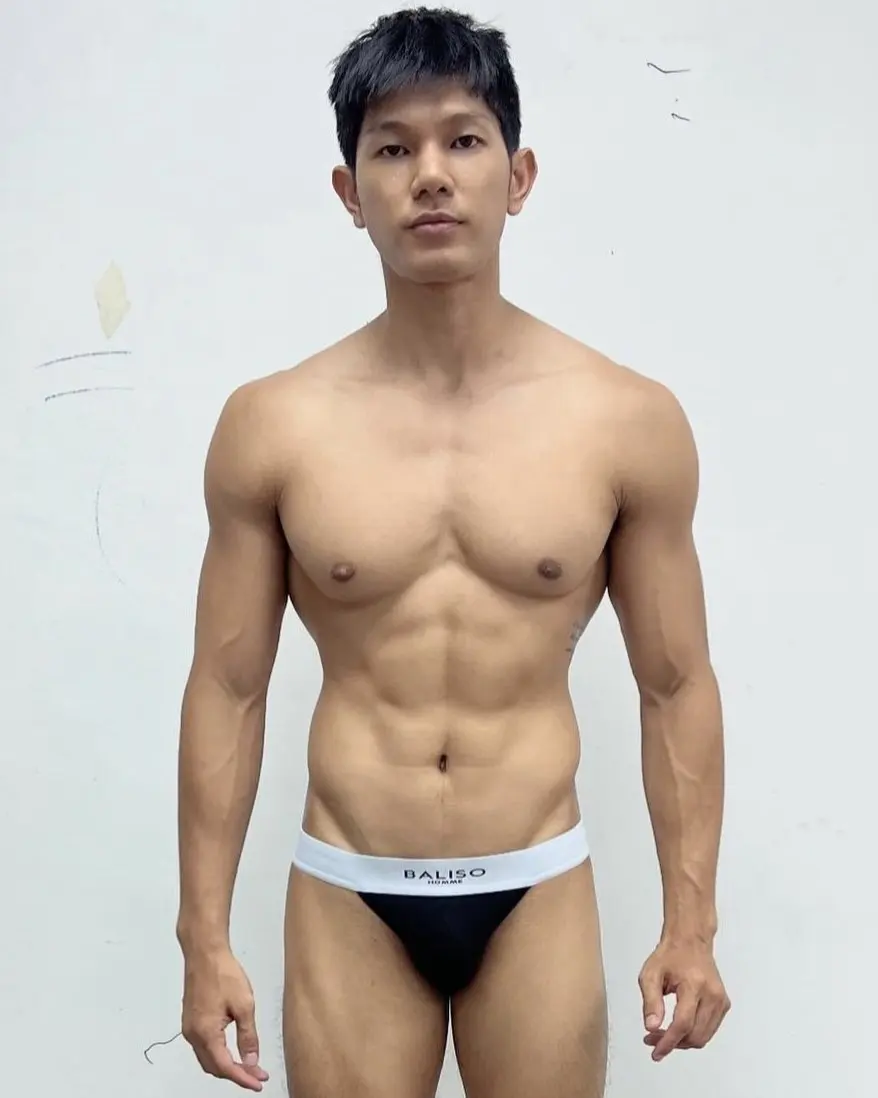 ชอบดูนักบอล เอ้ยกีฬาฟุตบอลครับ