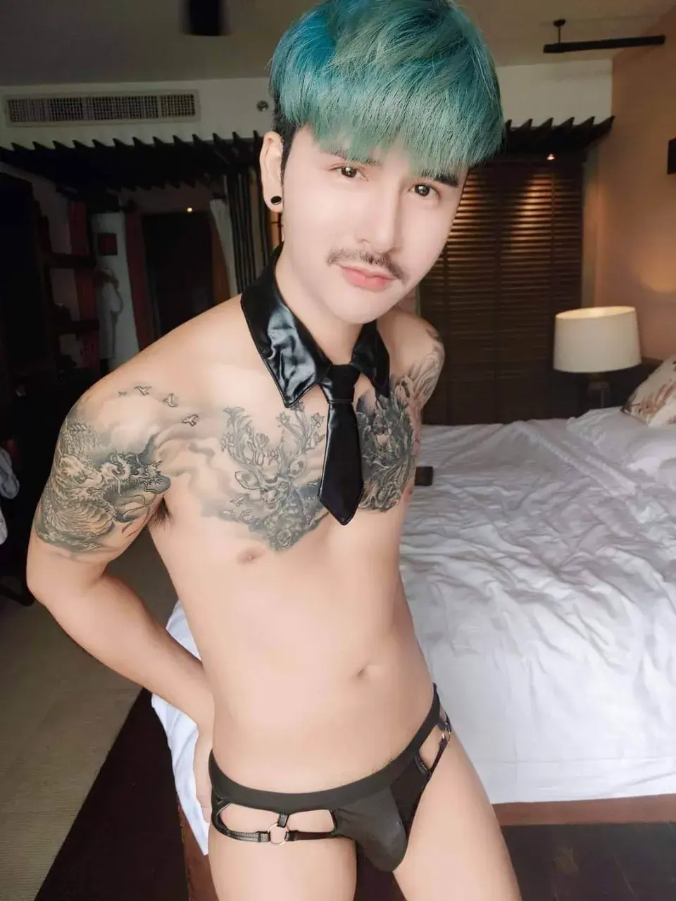 น้องเบส tw.@67j3wjfuiefweyy