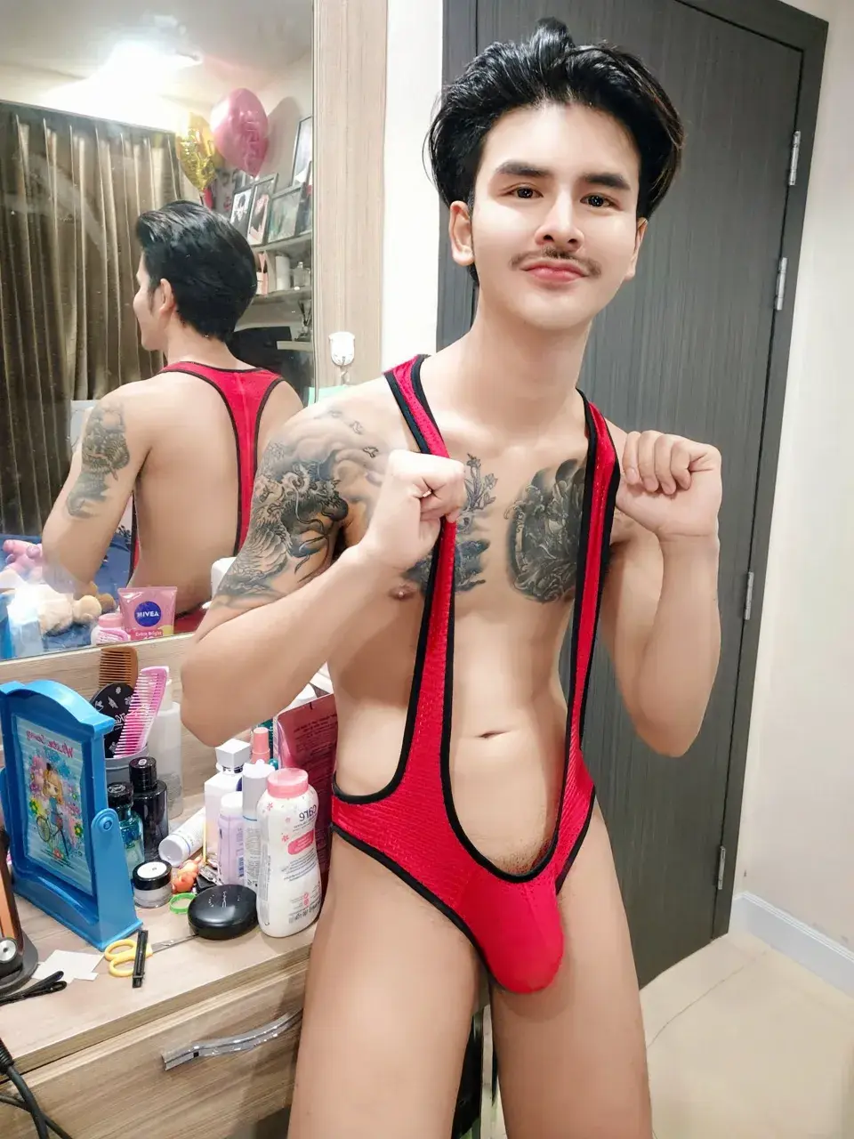 น้องเบส tw.@67j3wjfuiefweyy
