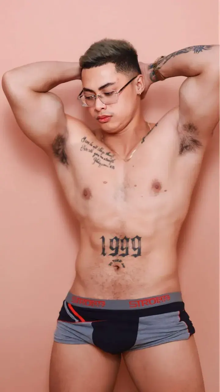 หล่อแห่งชาติเอเชีย.