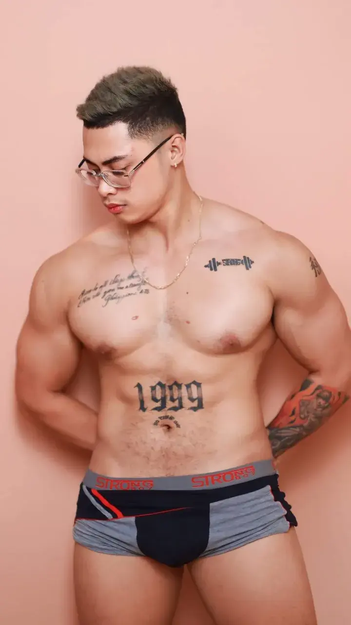 หล่อแห่งชาติเอเชีย.