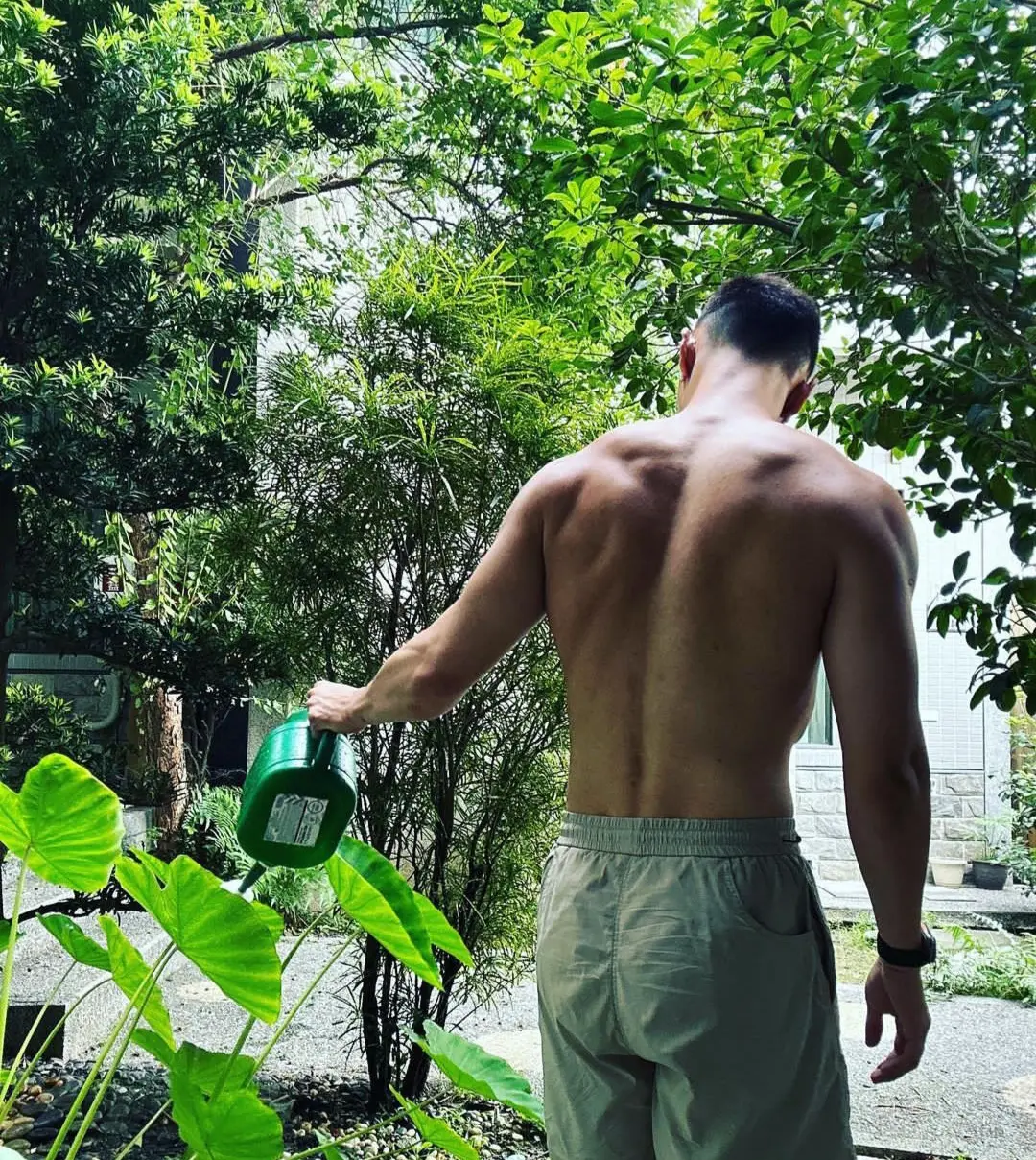 บัวรดน้ำของอ้าย