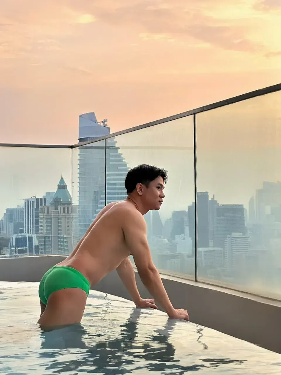 อย่างนี้ต้องถอด.