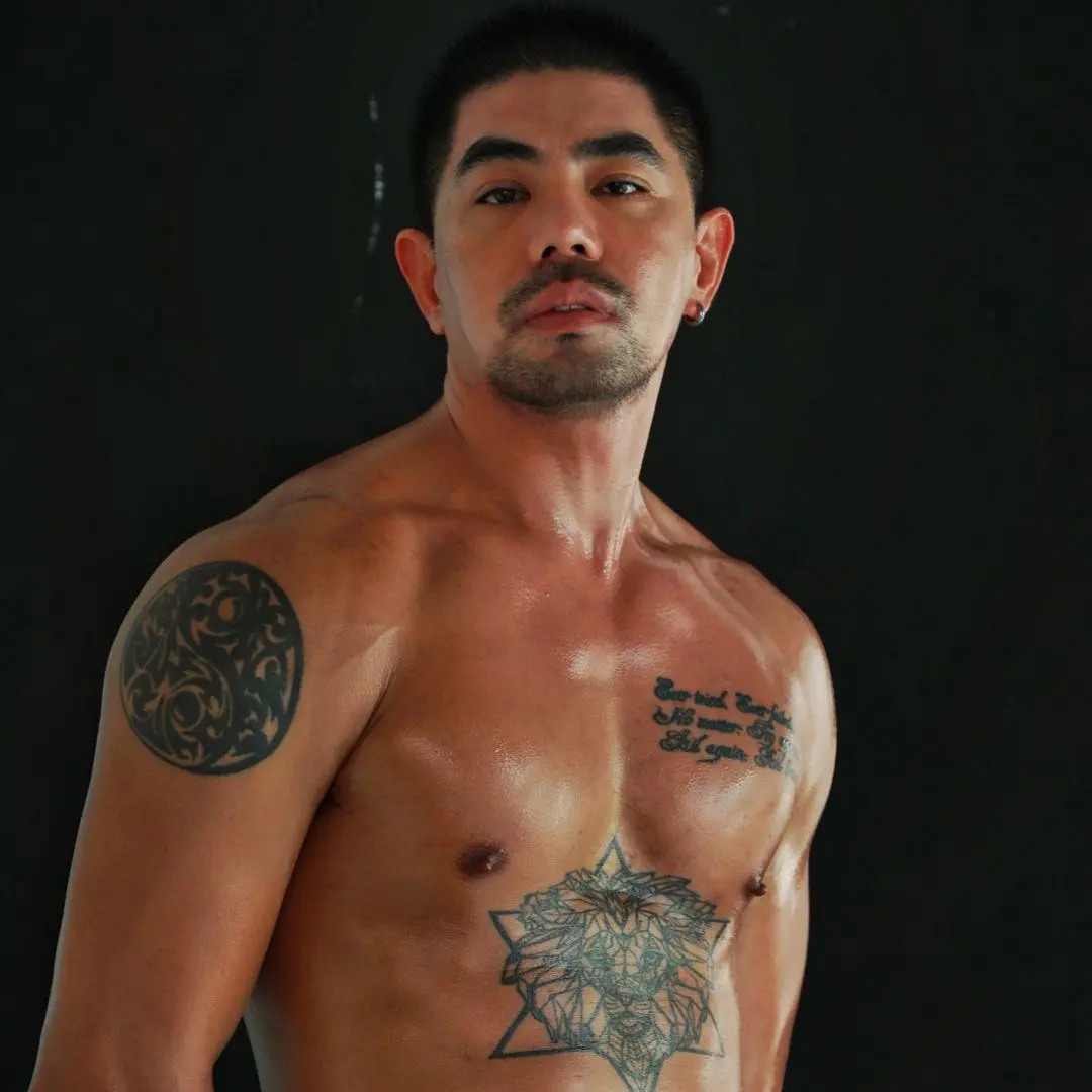 ผช.สายเข้ม
