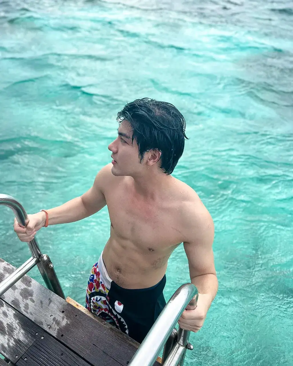 ผช.สายเข้ม