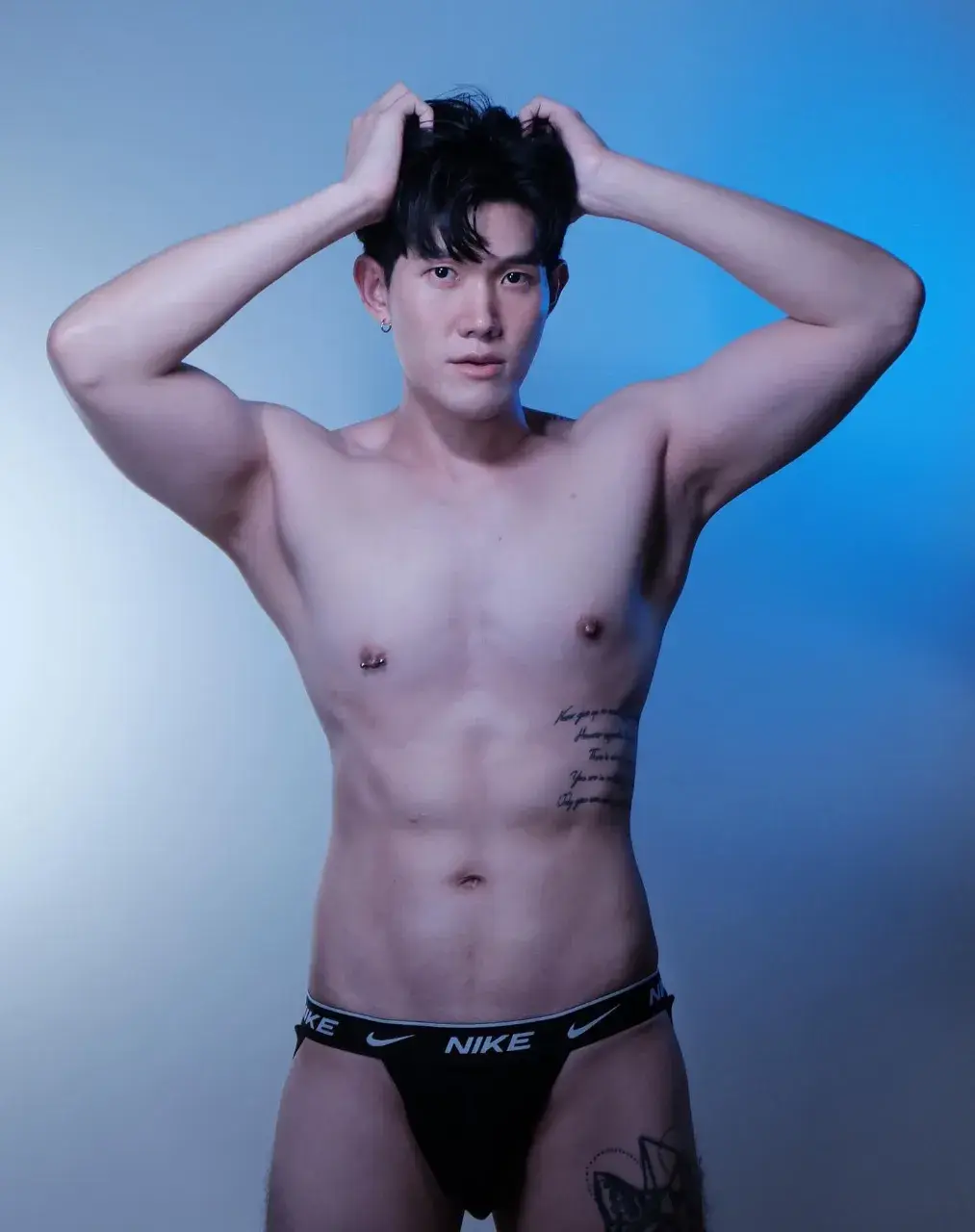 นายแบบใหม่ของแอรี่ ดู &lsquo;รวย&lsquo; ดีๆ นะ