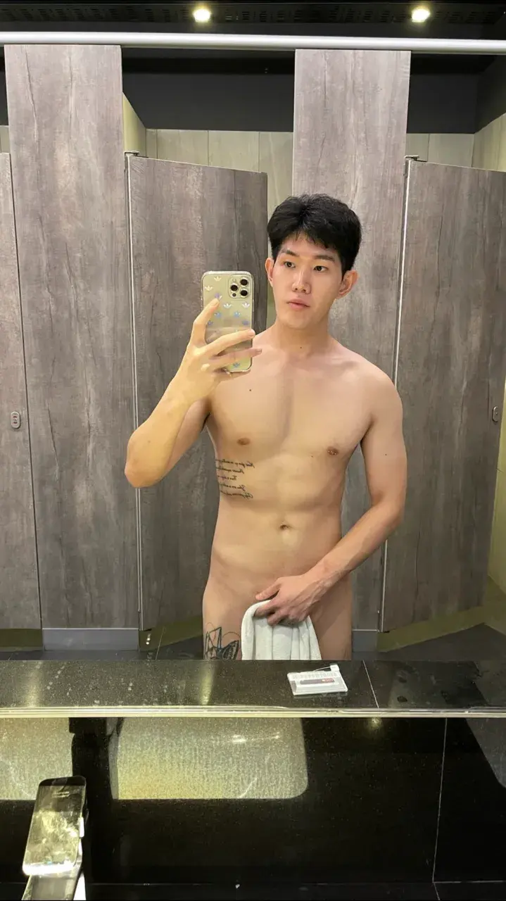 นายแบบใหม่ของแอรี่ ดู &lsquo;รวย&lsquo; ดีๆ นะ
