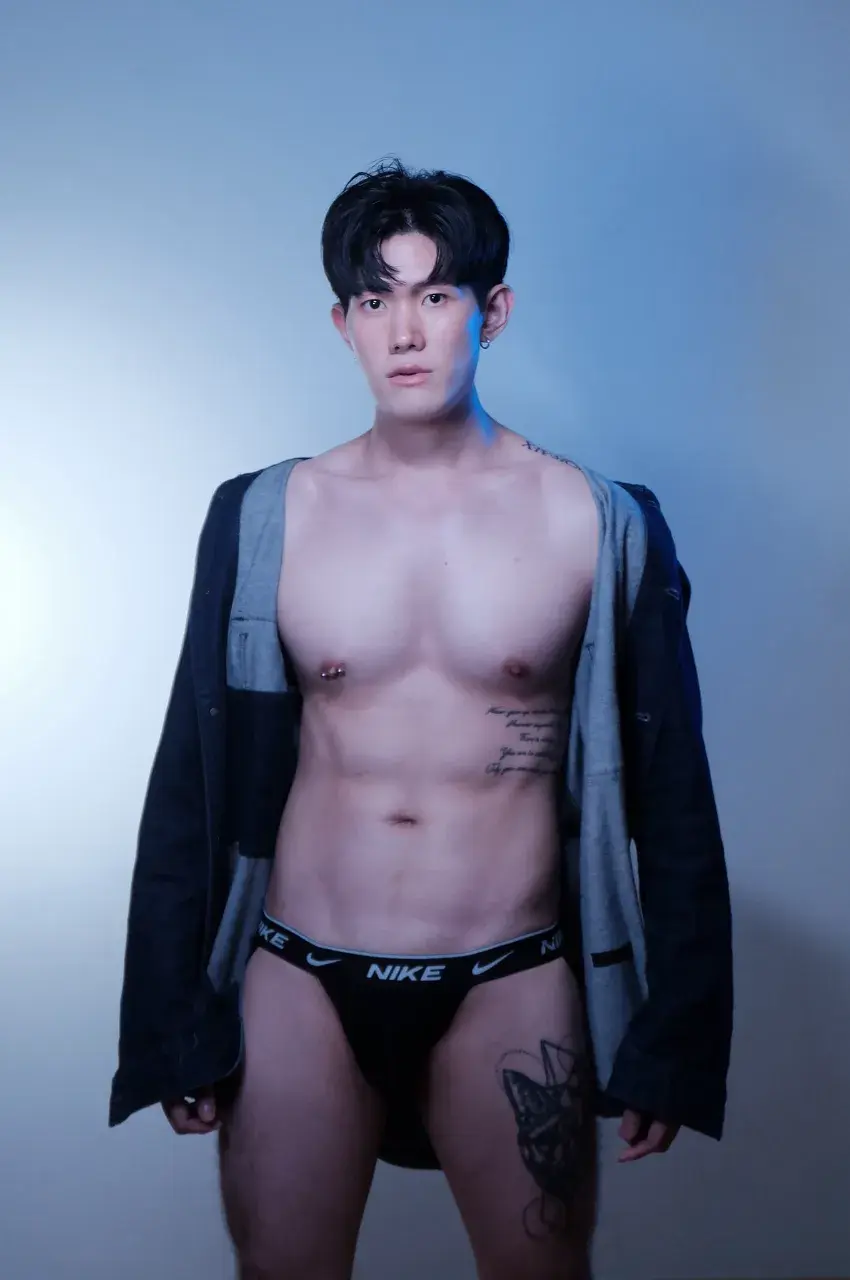นายแบบใหม่ของแอรี่ ดู &lsquo;รวย&lsquo; ดีๆ นะ