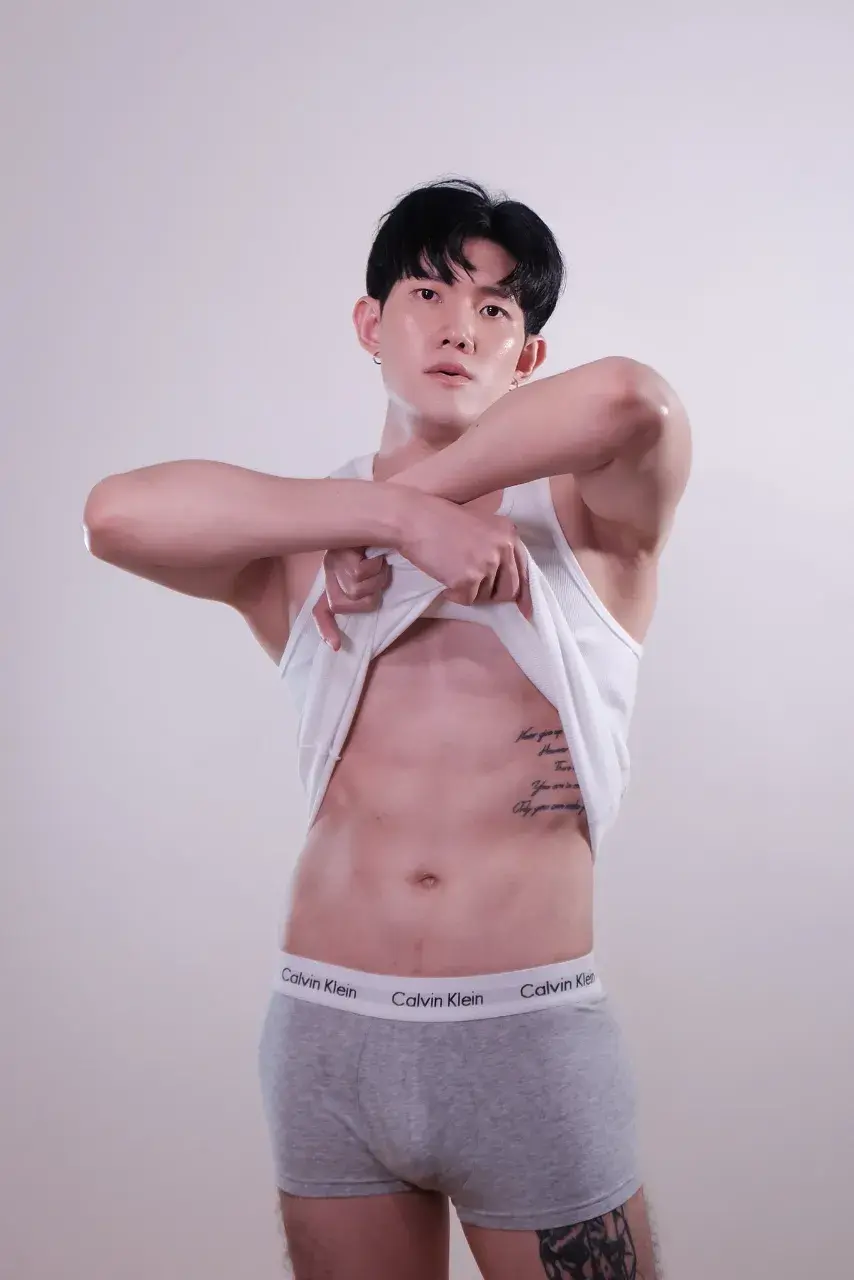 นายแบบใหม่ของแอรี่ ดู &lsquo;รวย&lsquo; ดีๆ นะ