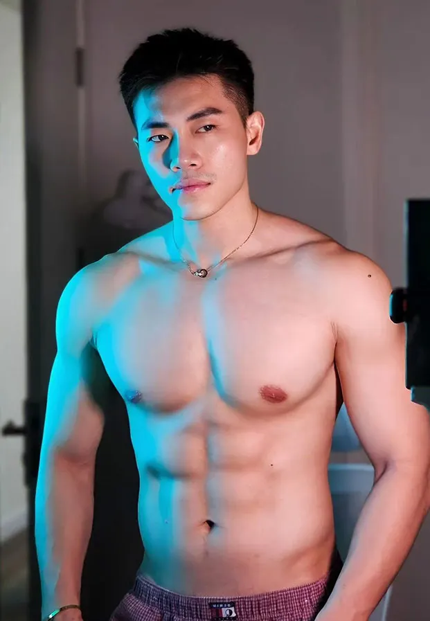 เที่ยวงานมีหมอลำไปหลีผู้หญิง เที่ยวงานมีวงสตริงไปปิ๊งผู้ชาย