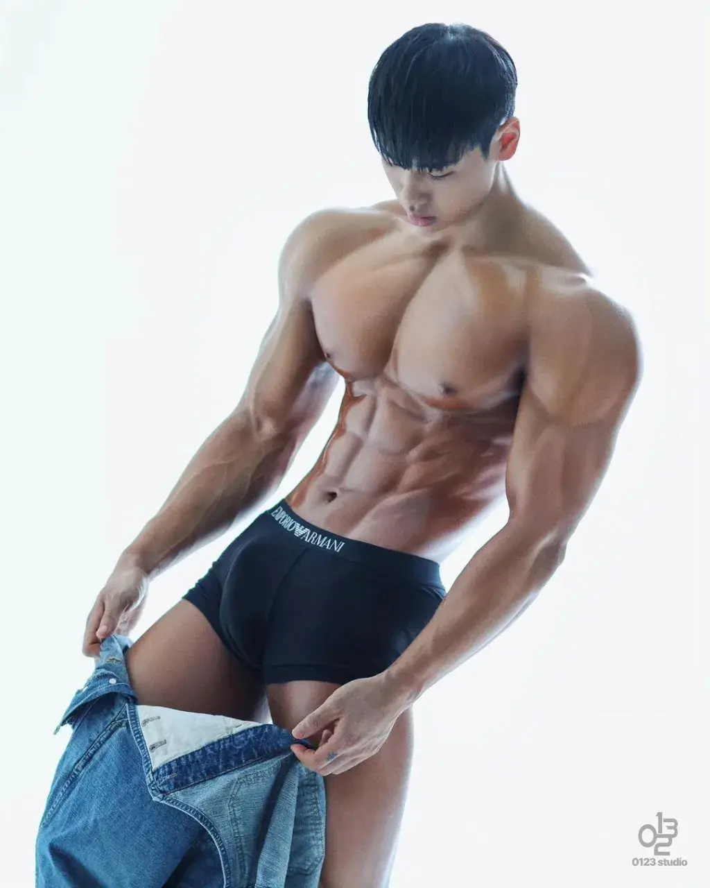 หล่อล่ำแสนสะท้าน 004.