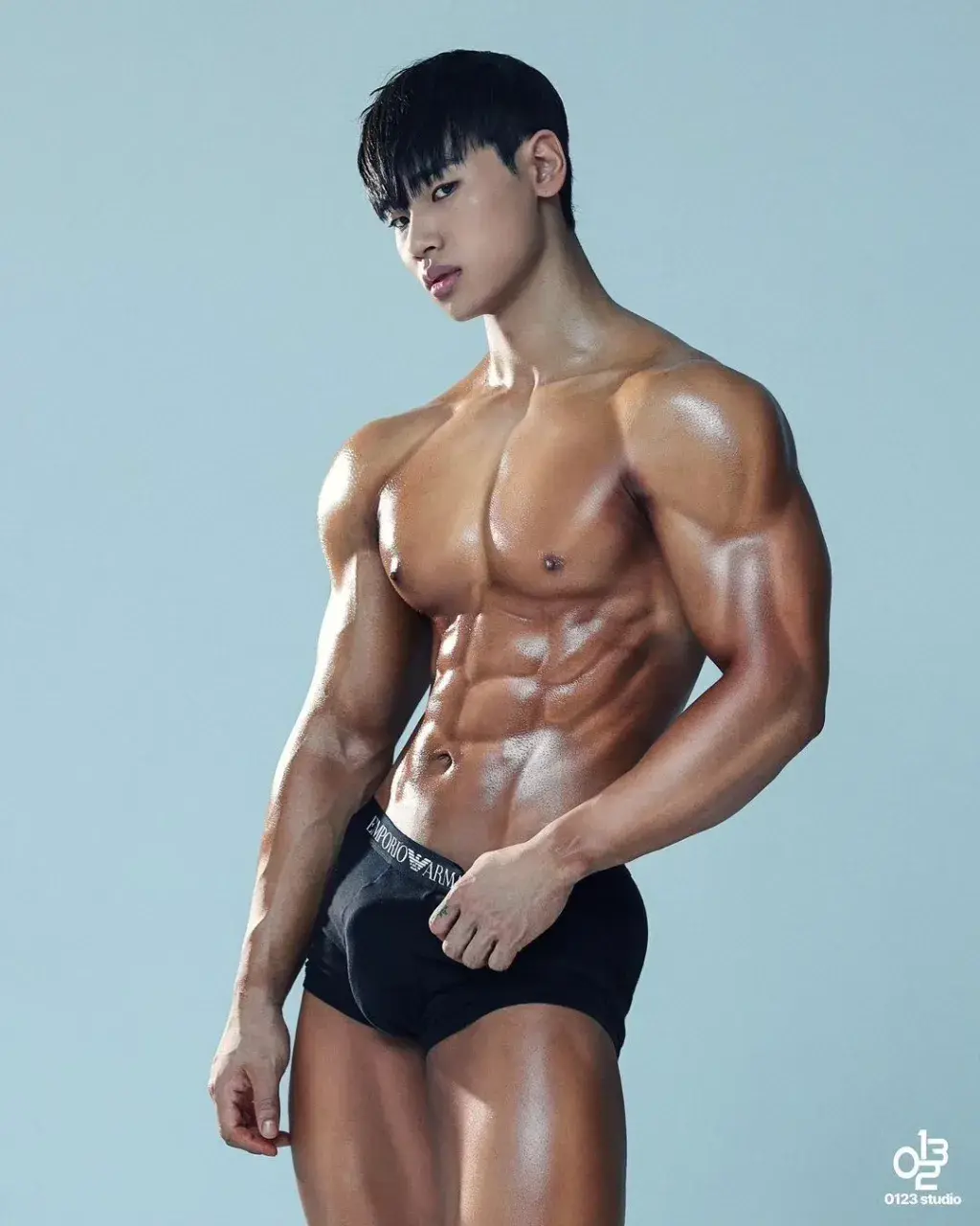 หล่อล่ำแสนสะท้าน 004.