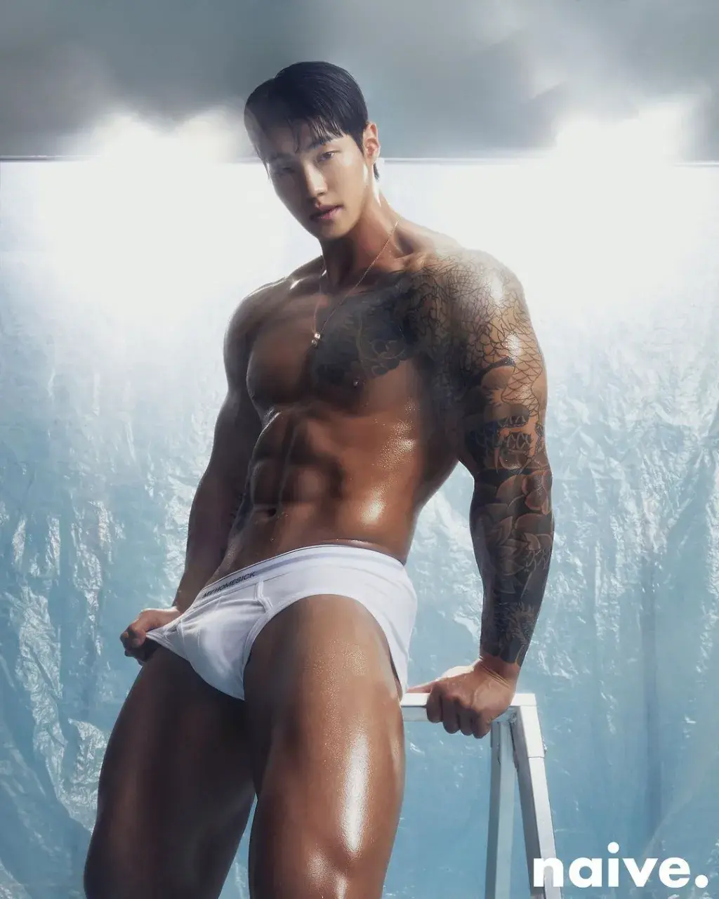 หล่อล่ำแสนสะท้าน 004.