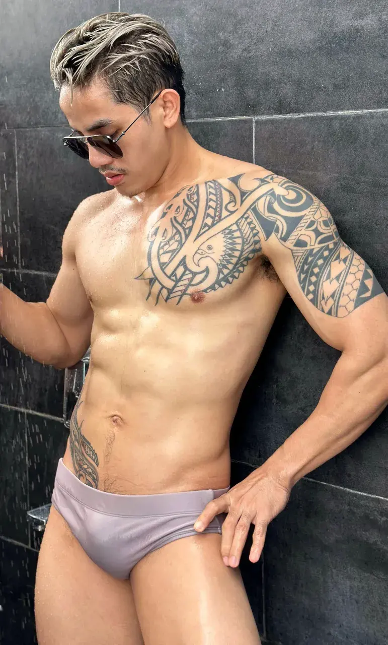 ใส่แบบนี้ มีหลักฐานที่ กำแพงนครวัด