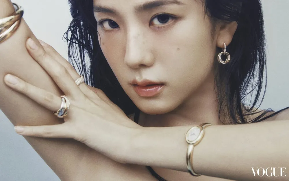 Jisoo @ VOGUE HK June 2024