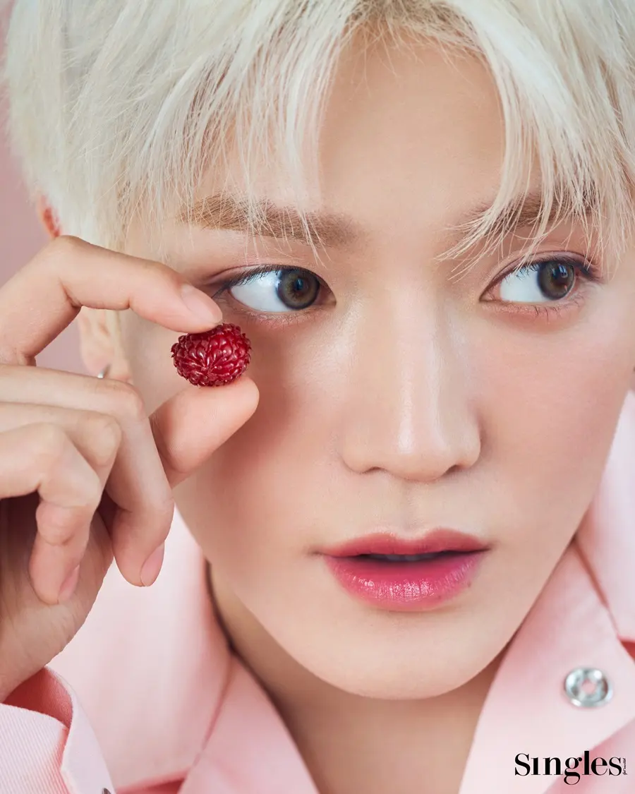 Taeyong @ Singles Korea June 2024