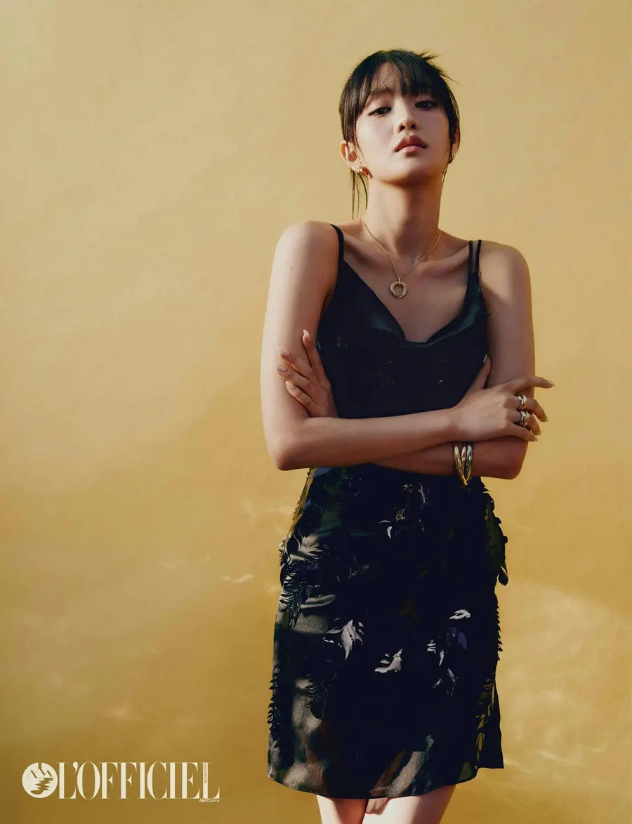 (G)I-DLE มินนี่-ณิชา @ LOfficiel Singapore June 2024