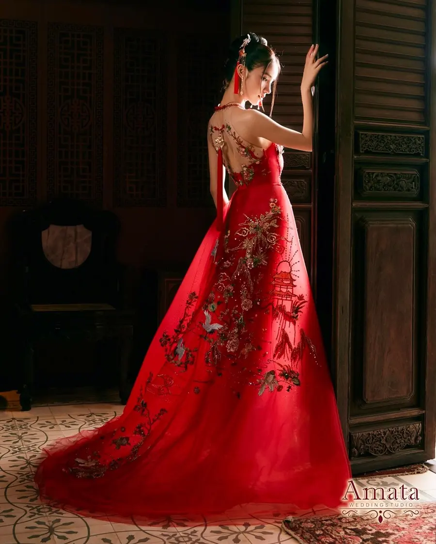 โยชิ รินรดา @ Wedding Creation Honeymoon issue 47 Jan-Mar 2024