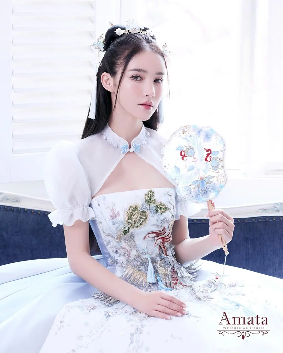 โยชิ รินรดา @ Wedding Creation Honeymoon issue 47 Jan-Mar 2024