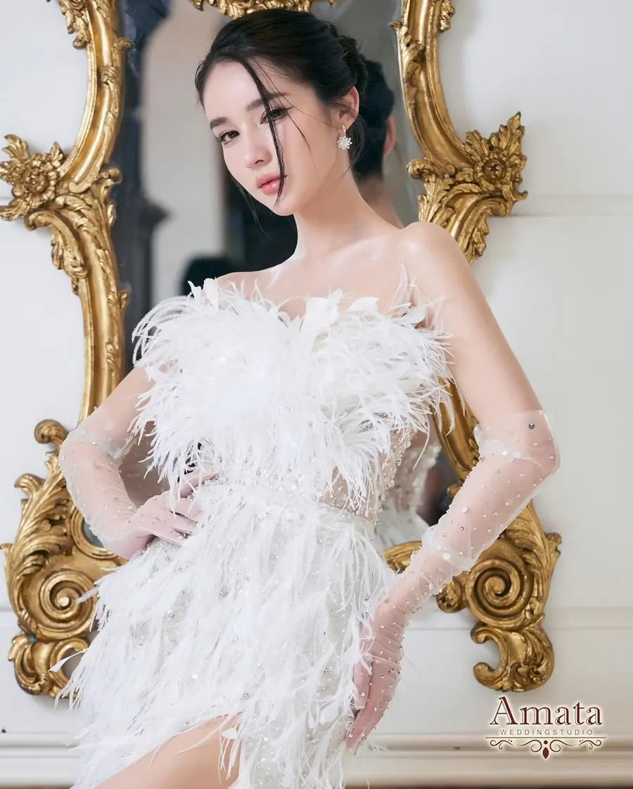 โยชิ รินรดา @ Wedding Creation Honeymoon issue 47 Jan-Mar 2024