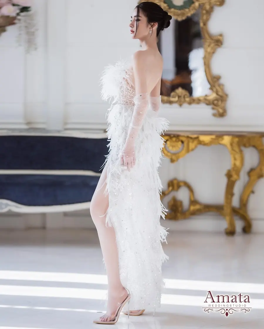 โยชิ รินรดา @ Wedding Creation Honeymoon issue 47 Jan-Mar 2024