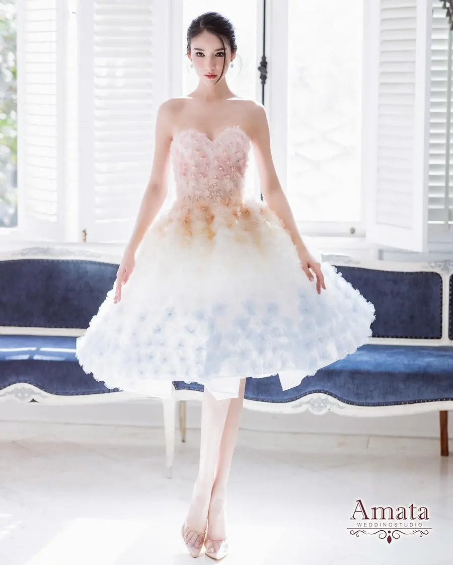โยชิ รินรดา @ Wedding Creation Honeymoon issue 47 Jan-Mar 2024