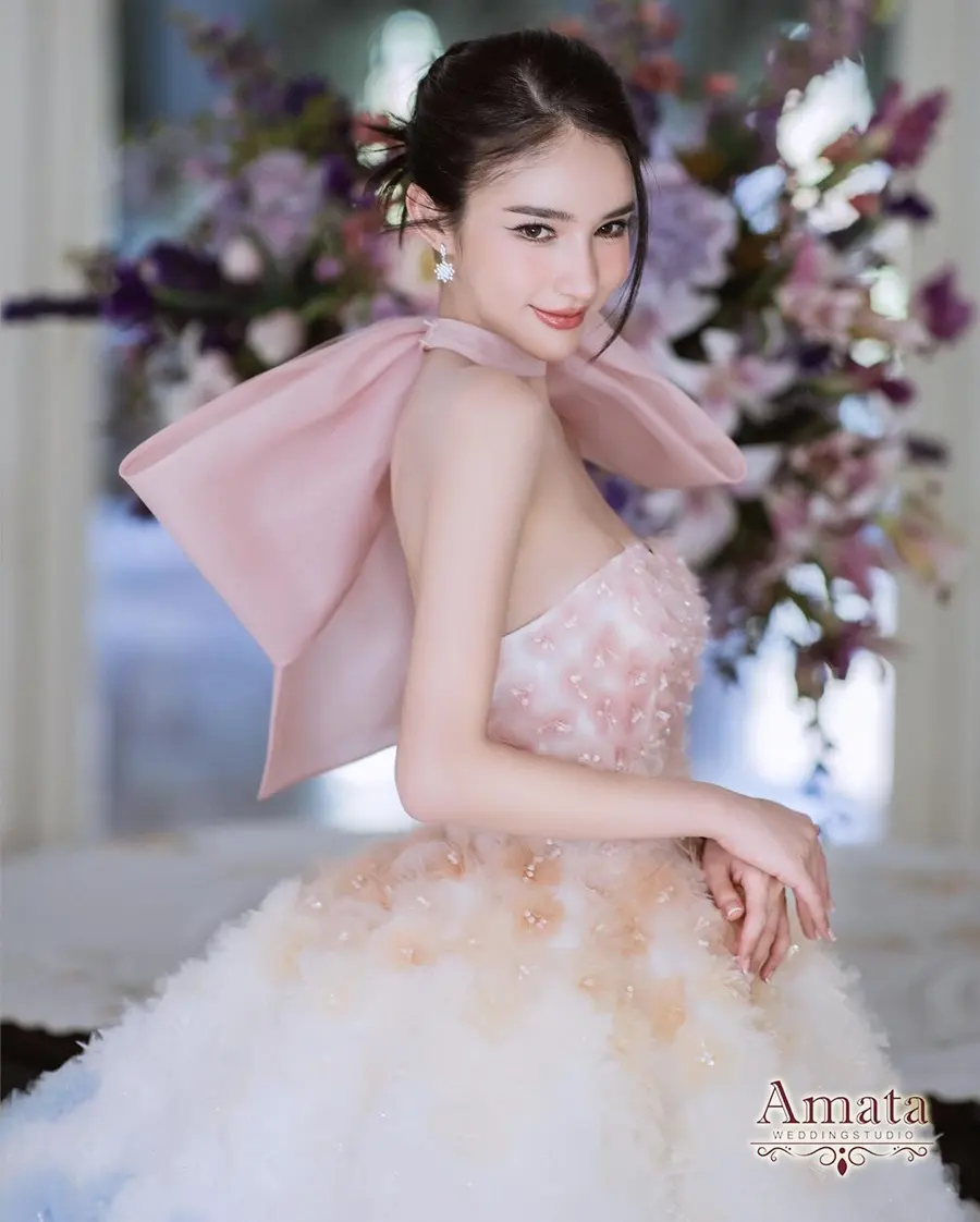 โยชิ รินรดา @ Wedding Creation Honeymoon issue 47 Jan-Mar 2024