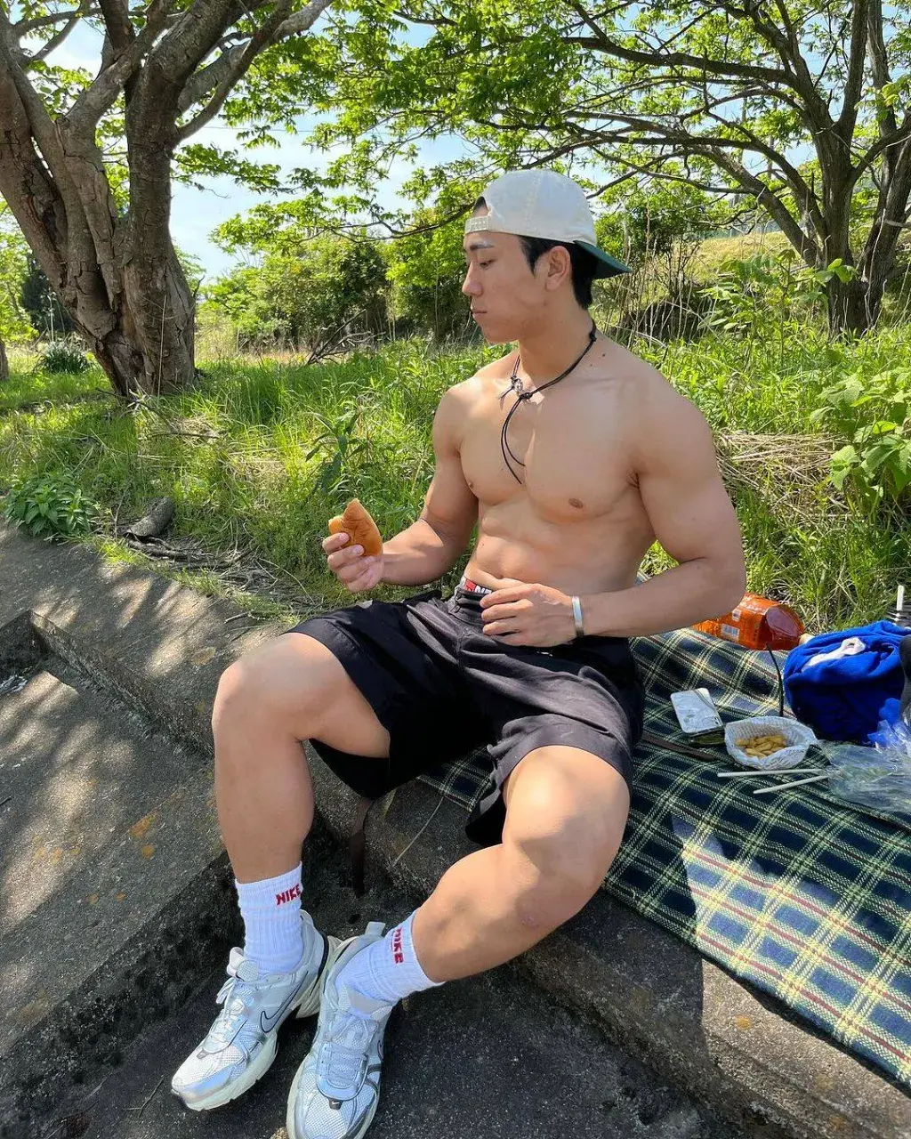 อิ่มแน่นอน
