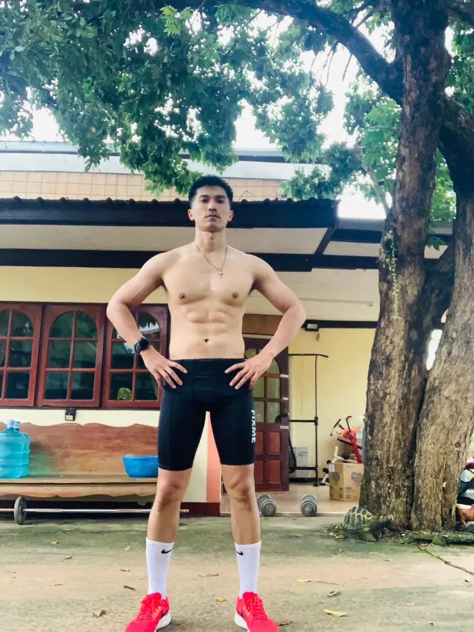 ผัวเขาเราแอบแซ่บ