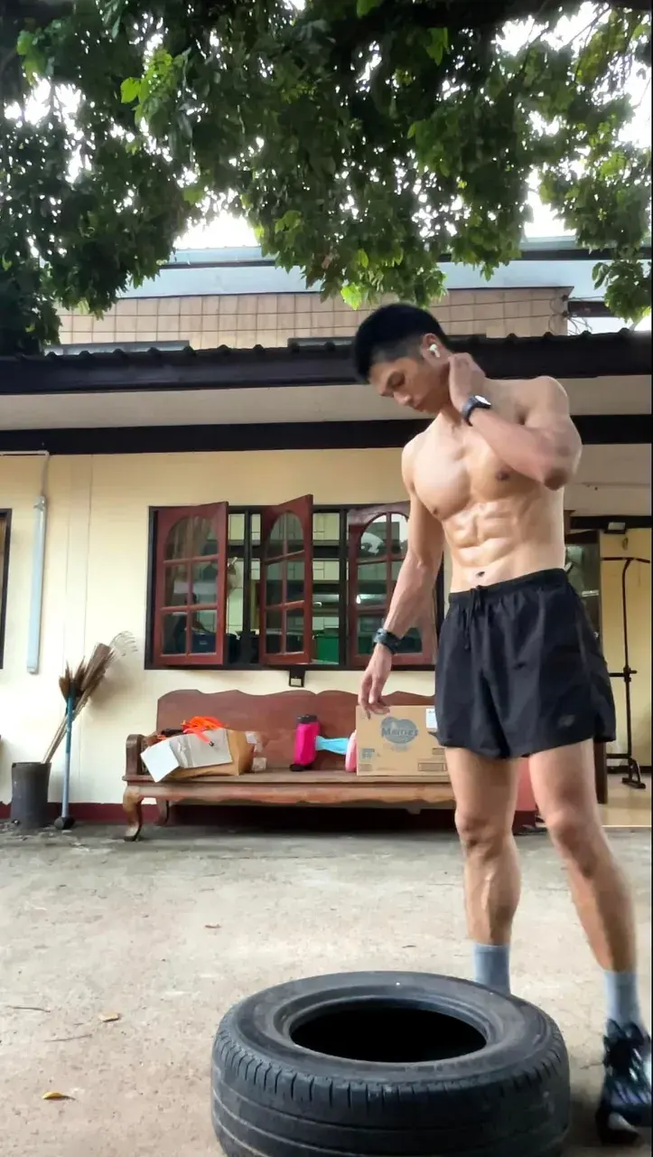 ผัวเขาเราแอบแซ่บ